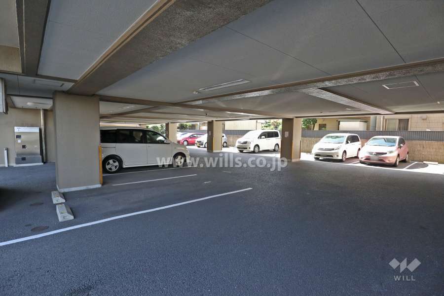 敷地内駐車場（屋内平面式）