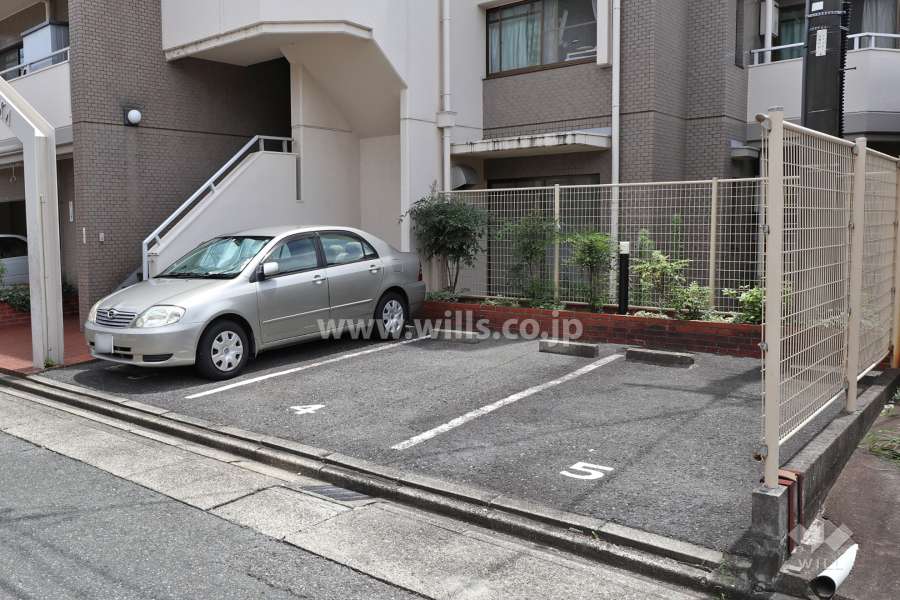 敷地内駐車場(屋外平面式)