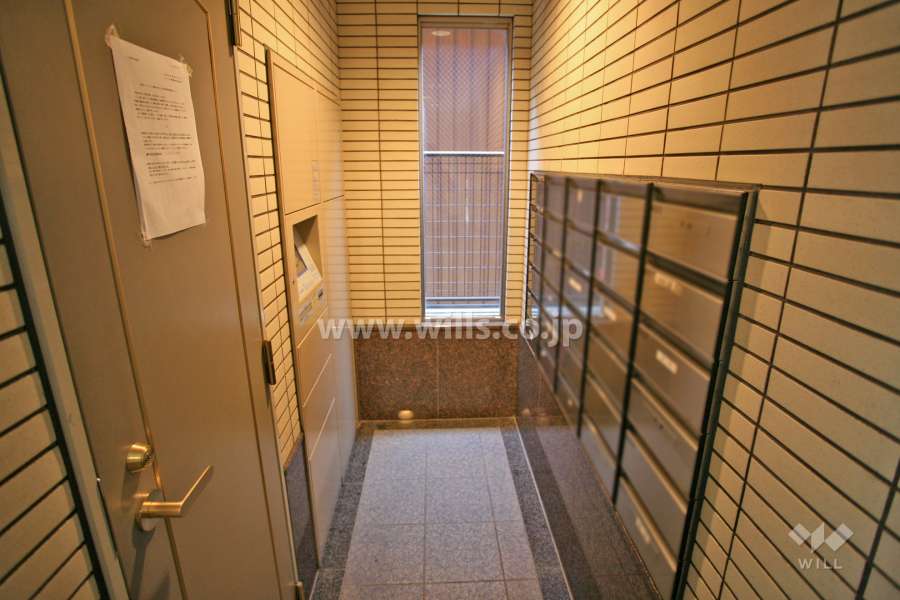 宅配ボックスと共用ポスト