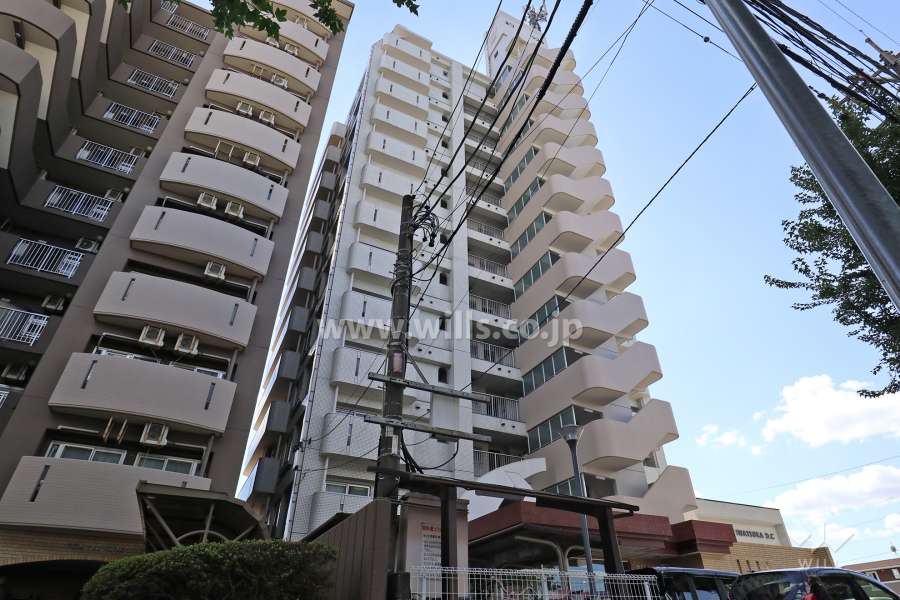 ホワイトキャッスル岩塚の外観（北東側から）