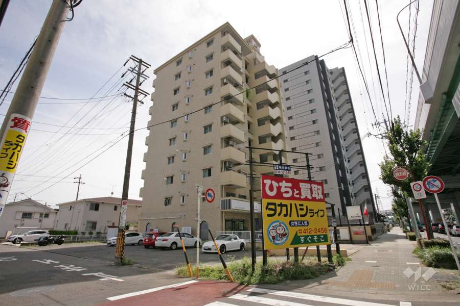 サンロワール岩塚の外観（北東側から）