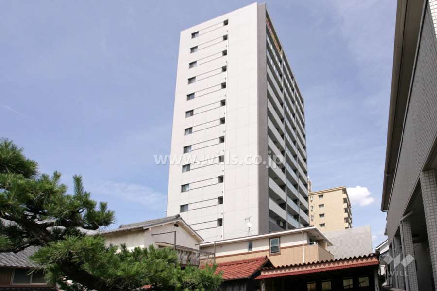 ロフティ岩塚の外観（北東側から）