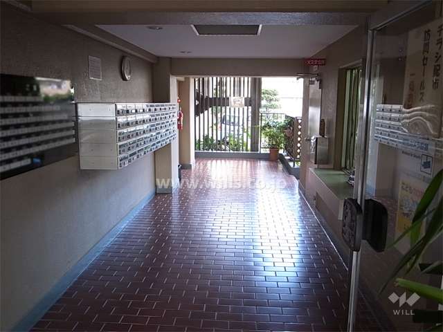 エントランスホール