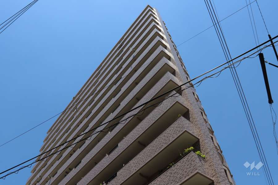 宝マンショングランスクエア名駅の外観(南側から)