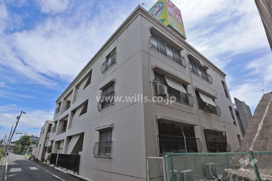 パレス第2中村の外観（西側から）