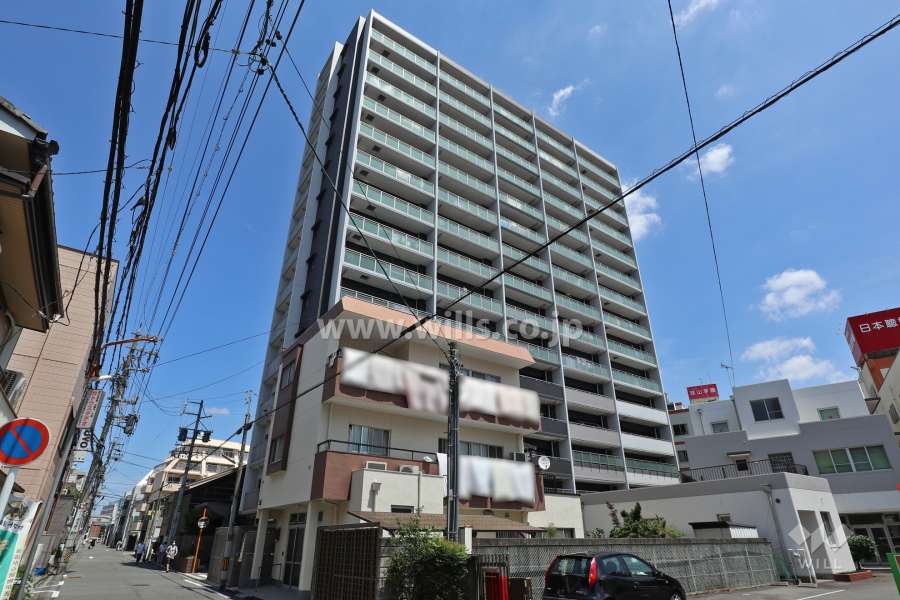 ファミリアーレ名駅マークレジデンスの外観(南側から)