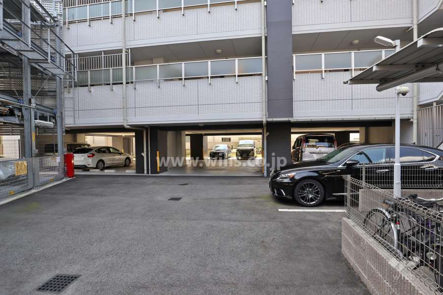 敷地内駐車場(屋外平面式)