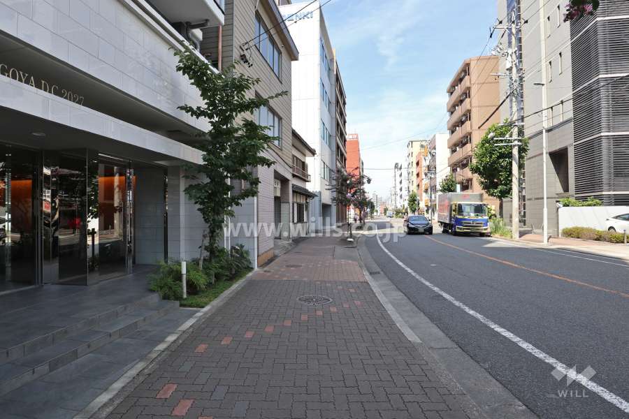 敷地北側の前面道路（中村郡道）