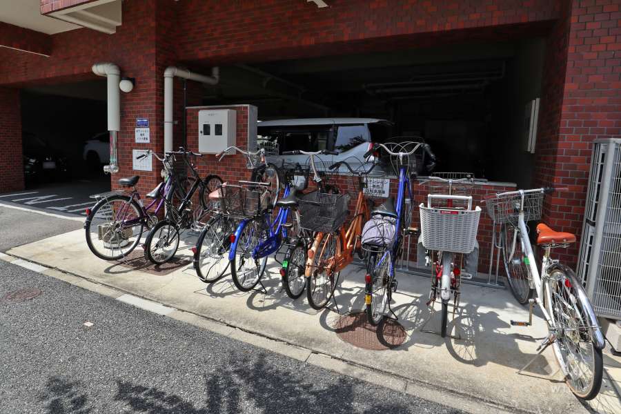 屋外駐輪場