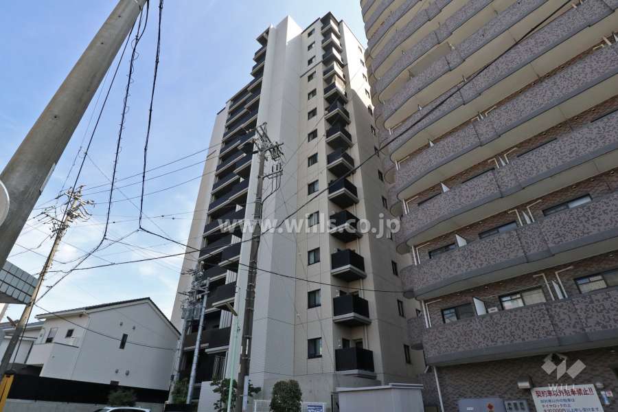 ザプラセシオン名古屋駅の外観（北側から）