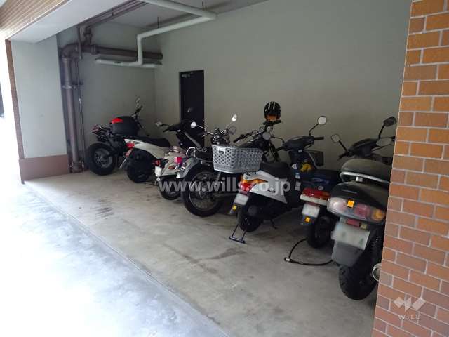バイク置場