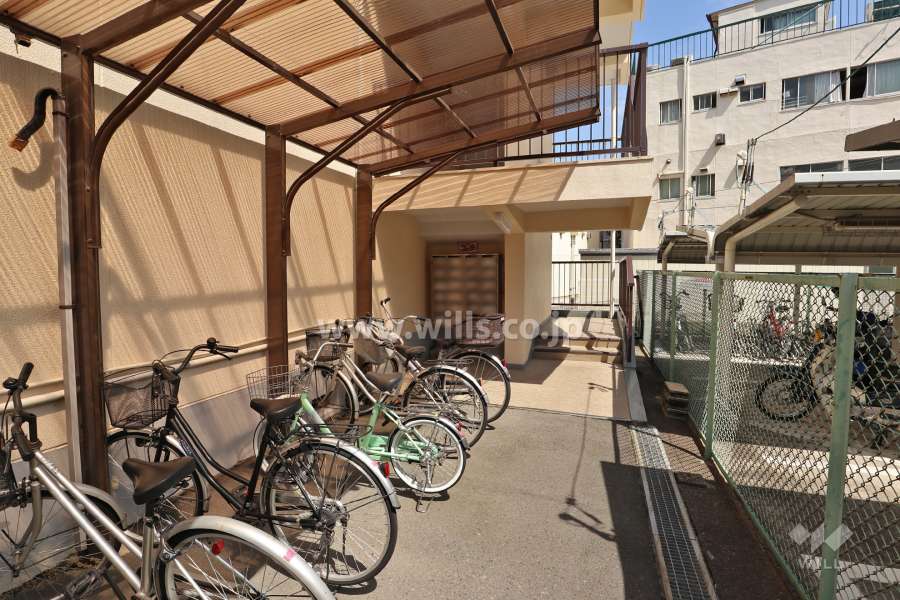 住戸へのアプローチ