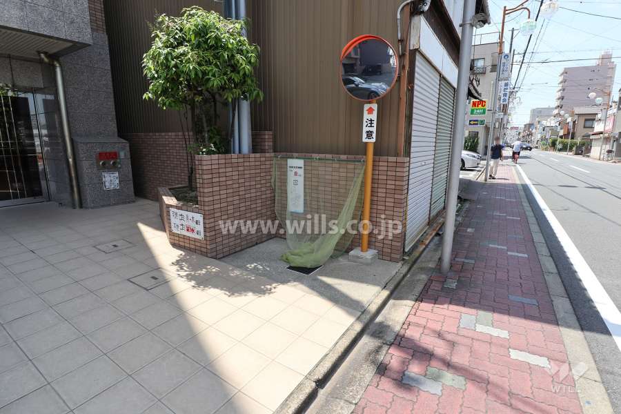 ゴミ置き場