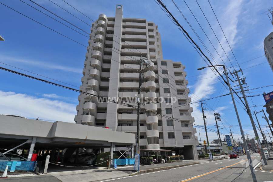 サンパーク本陣の外観（北西側から）