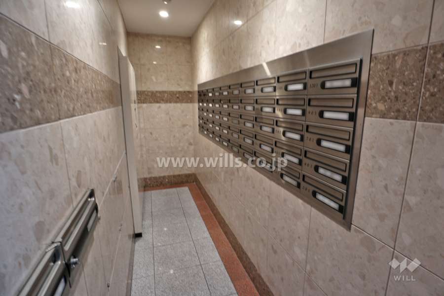 宅配ボックスと共用ポスト