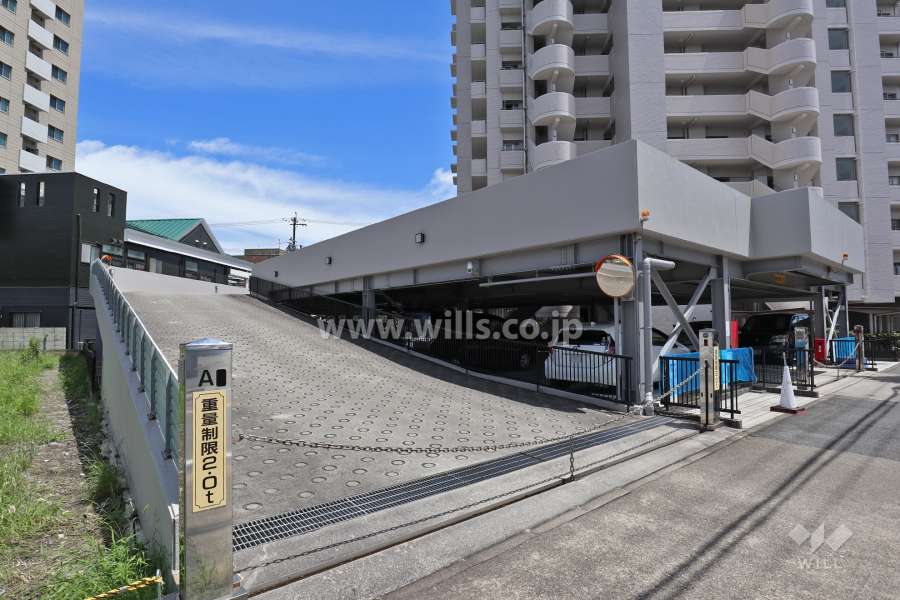 2階駐車場入り口