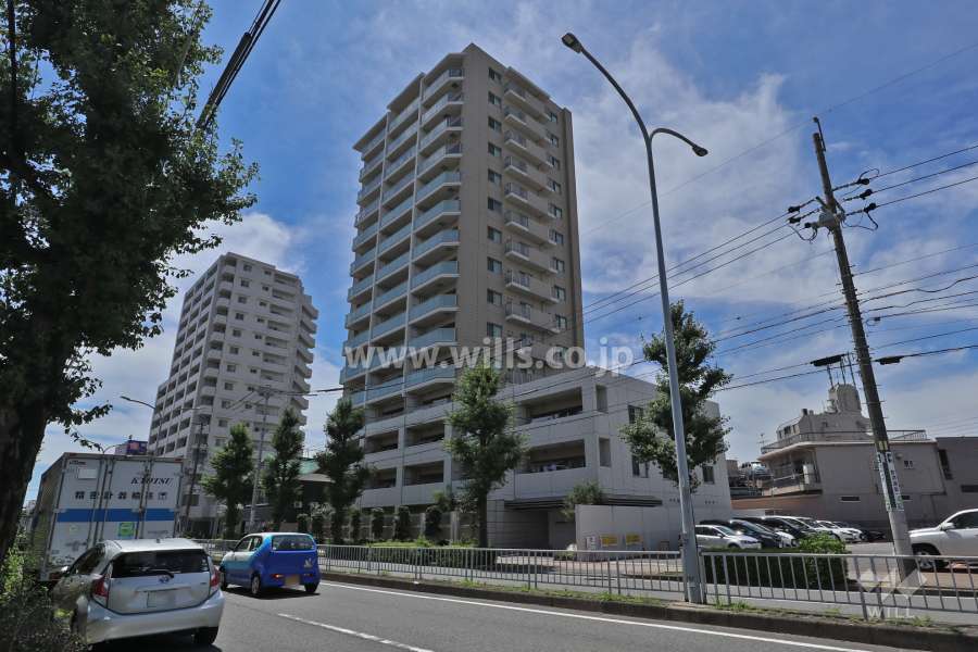 ライオンズ本陣レジデンスの外観（東側から）