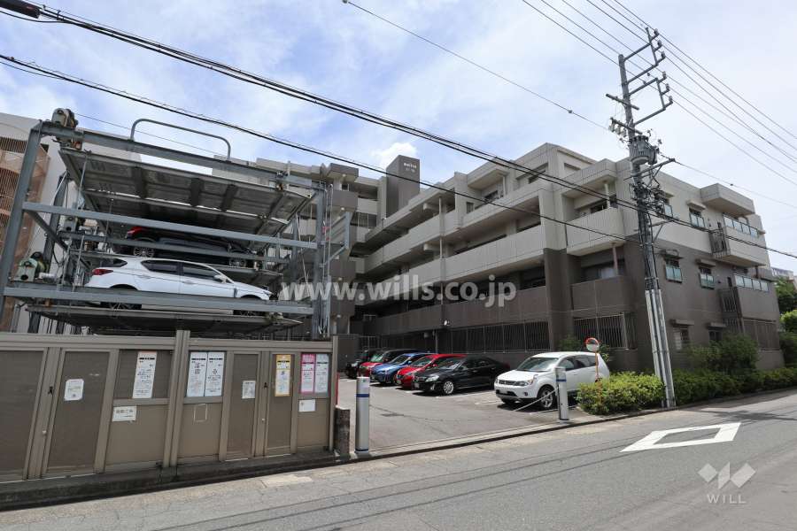 メイツ岩塚の外観（北東側から）