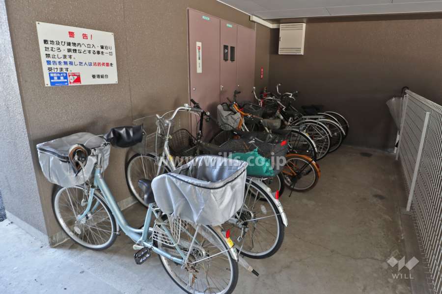 駐輪場