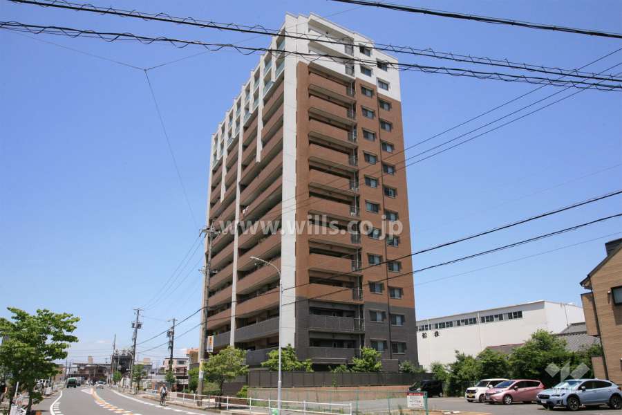 グランザ八田の外観（南東側から）