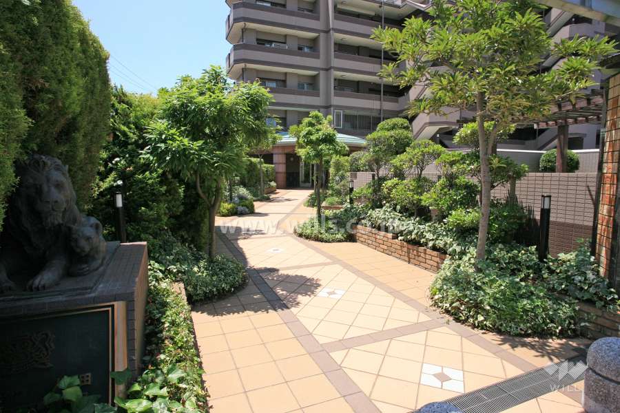 エントランスアプローチ