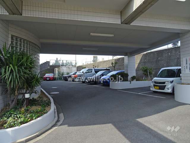 敷地内駐車場（屋外平面式）