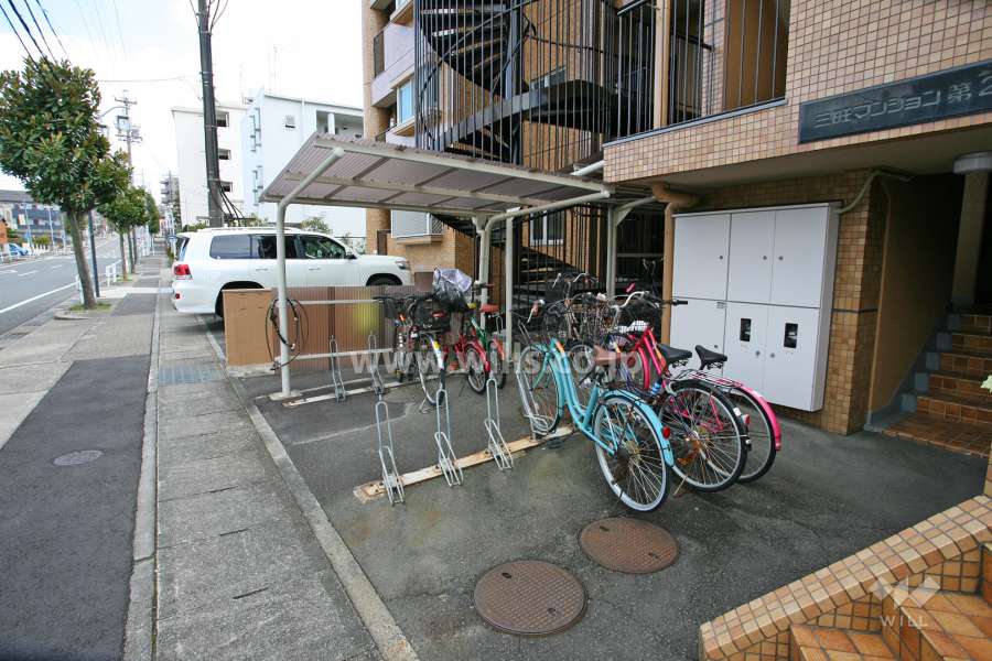 駐輪場