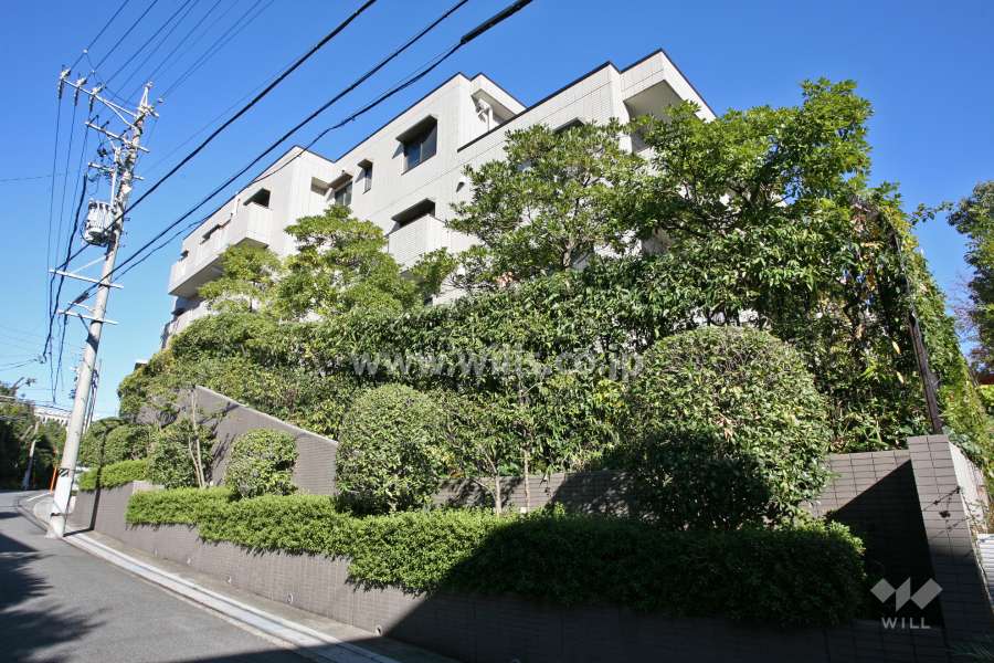 パークコート八事音聞山の外観(南側から)
