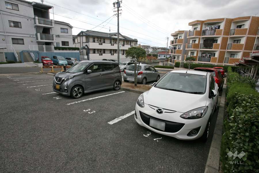 敷地内駐車場（屋外平面式）