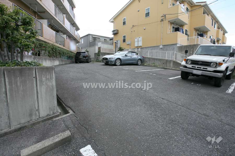 敷地内駐車場（屋外平面式）