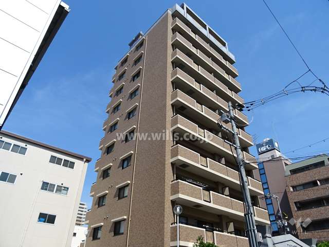 アンビエント江坂2の外観（南東側から）