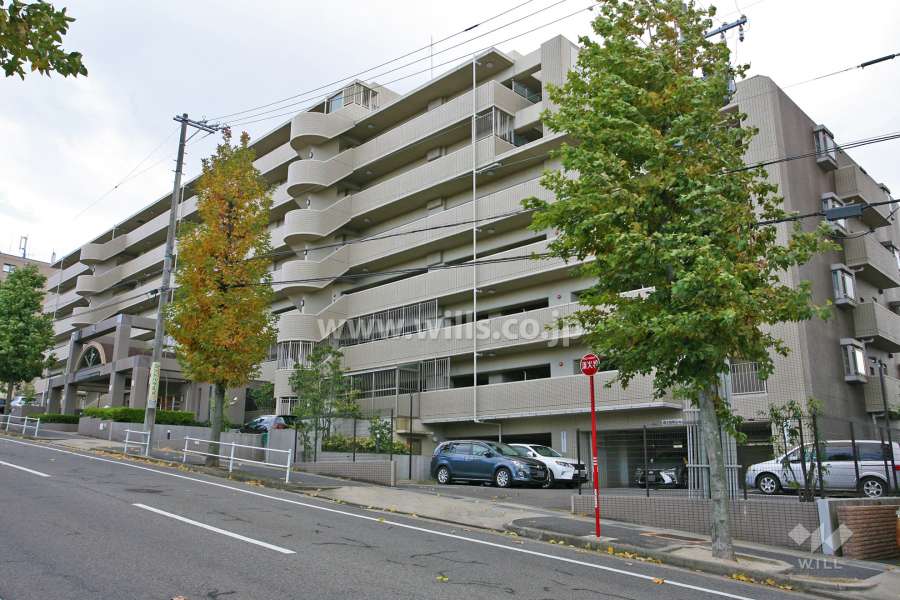 フレストスクエア元植田の外観