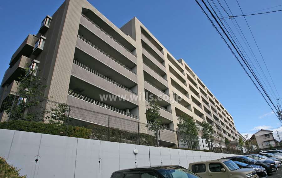 フレストスクエア元植田の外観(南側から)