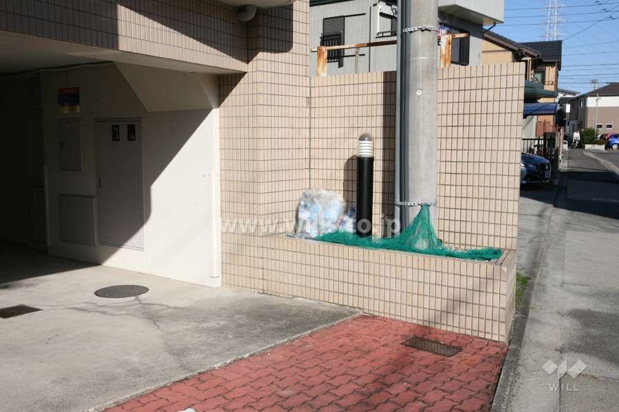 ゴミ置き場