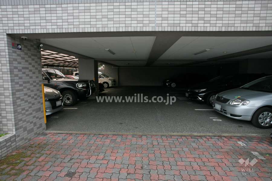 敷地内駐車場（屋内平面式）