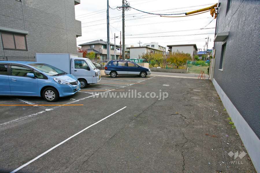 敷地内駐車場（屋外平面式）