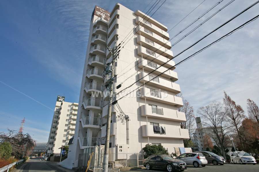 ホワイトキャッスル平針5の外観（南西側から）