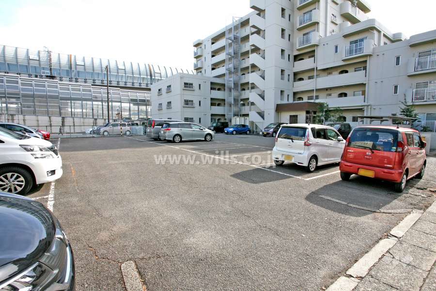 敷地内駐車場（屋外平面式）