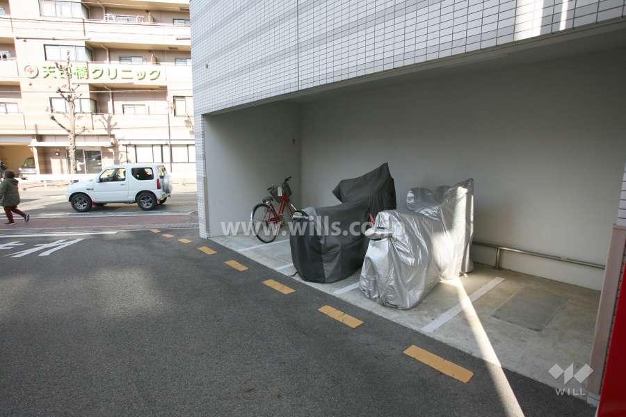 バイク置き場