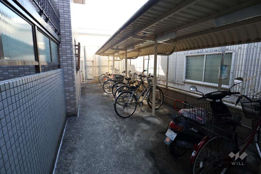 駐輪場、バイク置場