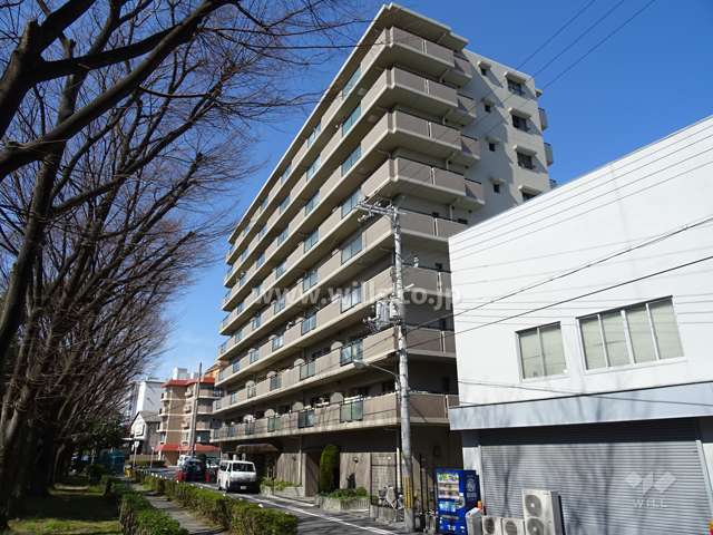 藤和シティホームズ江坂の外観（南東側から）