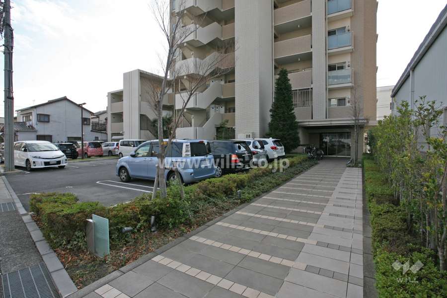 エントランスアプローチ