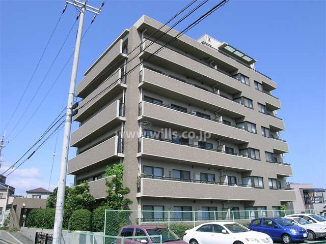 ステイツ千里・山手町の外観（南西側から）