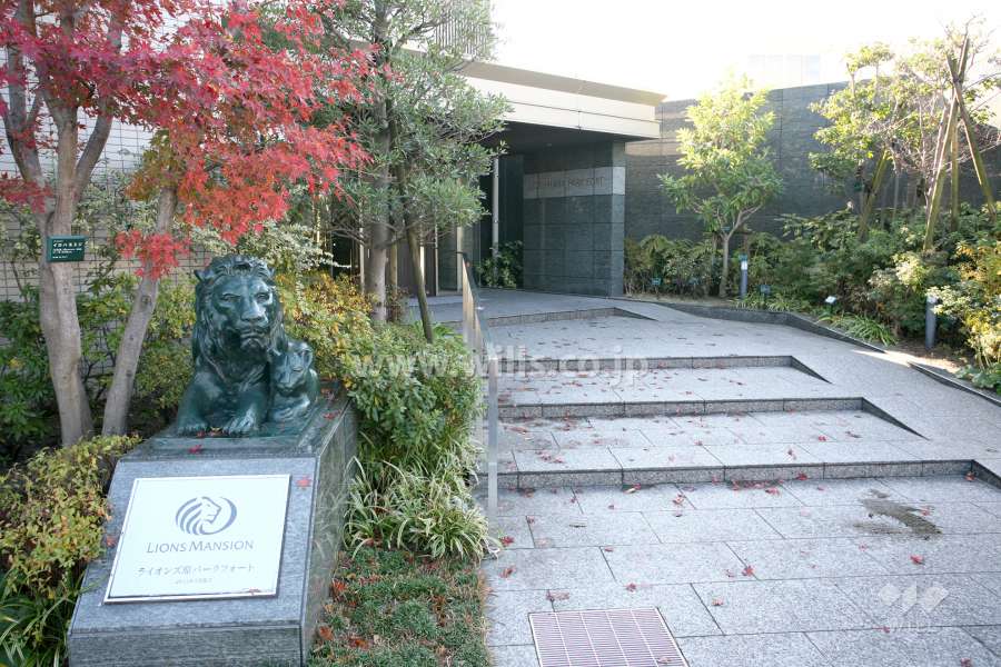 エントランスアプローチ