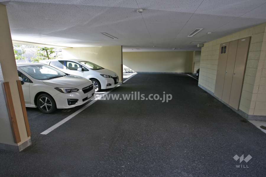 敷地内駐車場(屋内平面式)