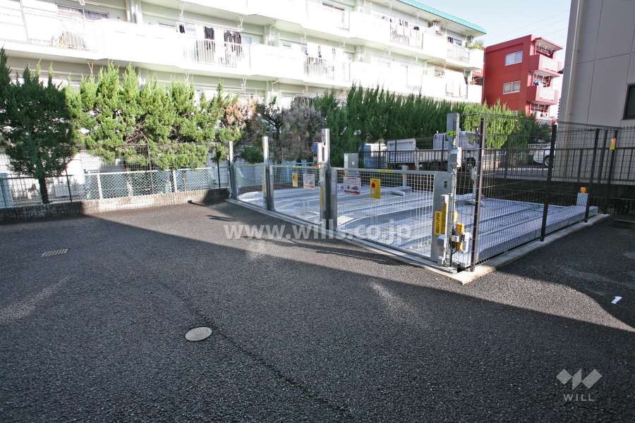 敷地内駐車場（屋外機械式）