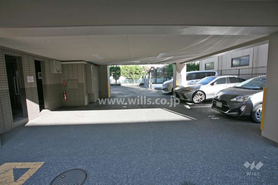 敷地内駐車場（屋外平面式）