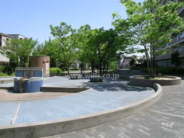 敷地内の緑地スペース