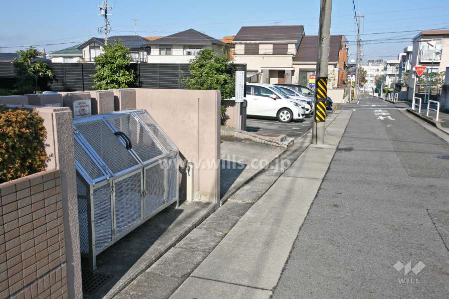 ゴミ置き場