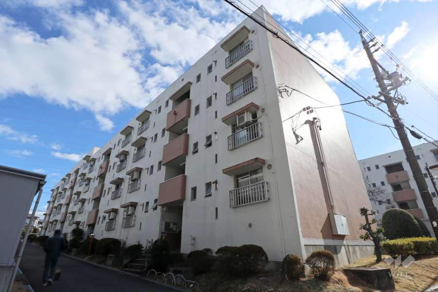 平針南住宅4号棟の外観（北西側から）